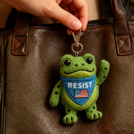 🐸 Portland Frog Reminder Keychain 💪